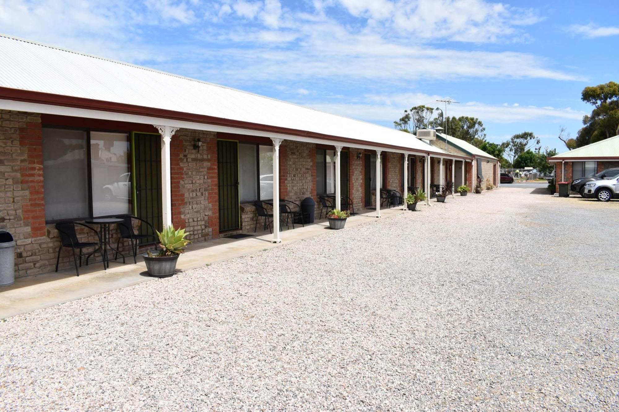 Lake Albert Motel Meningie Bagian luar foto
