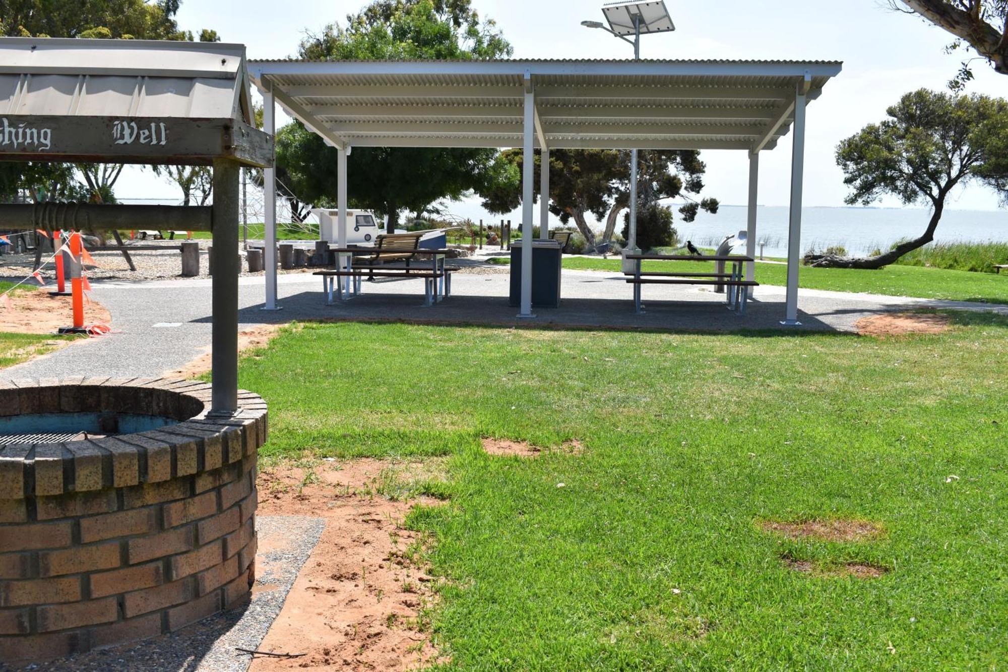 Lake Albert Motel Meningie Bagian luar foto