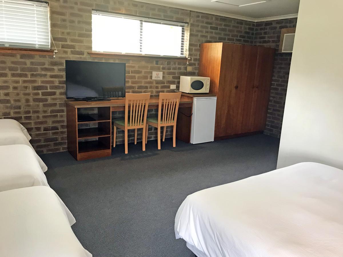 Lake Albert Motel Meningie Bagian luar foto